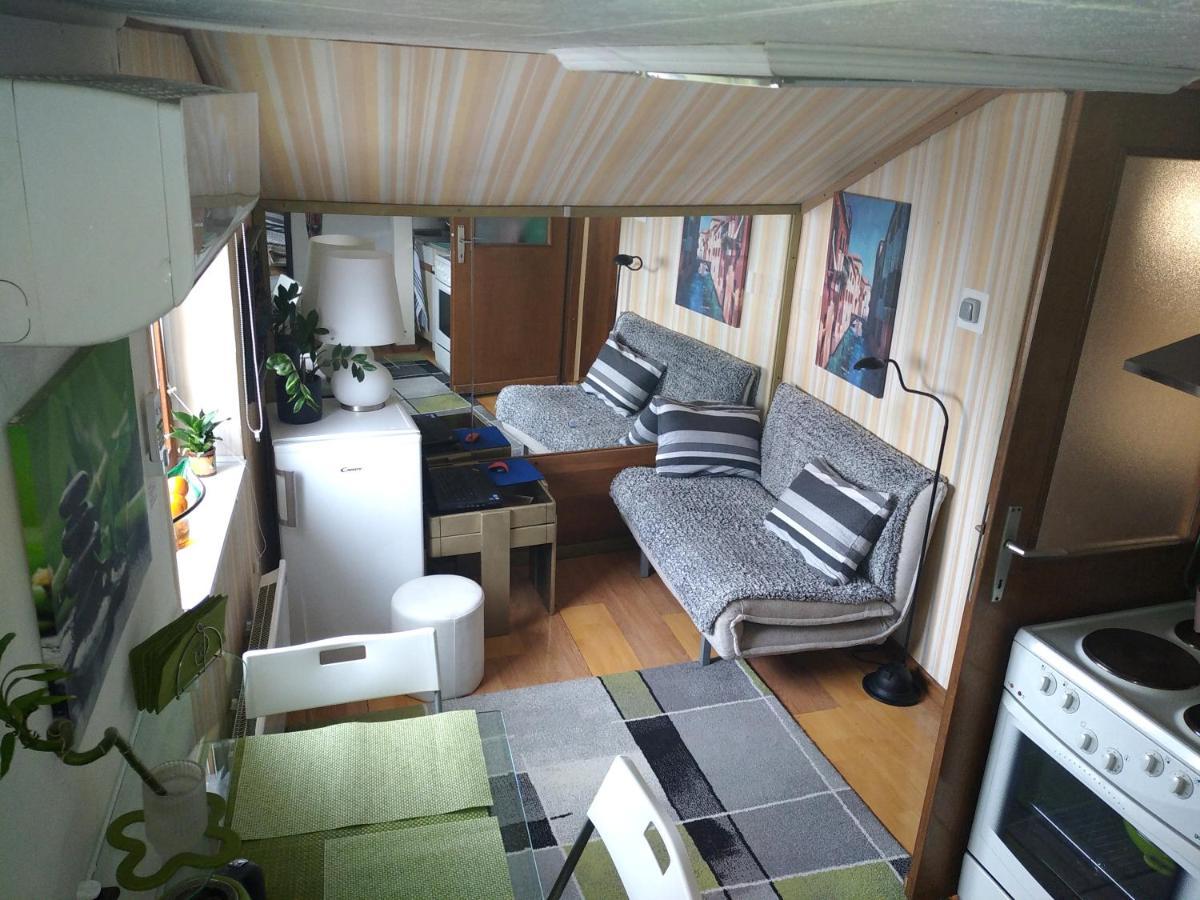 Apartment " Studio Green " Free Parking, Self Check-In Zagreb Ngoại thất bức ảnh