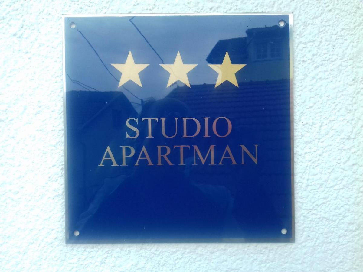 Apartment " Studio Green " Free Parking, Self Check-In Zagreb Ngoại thất bức ảnh
